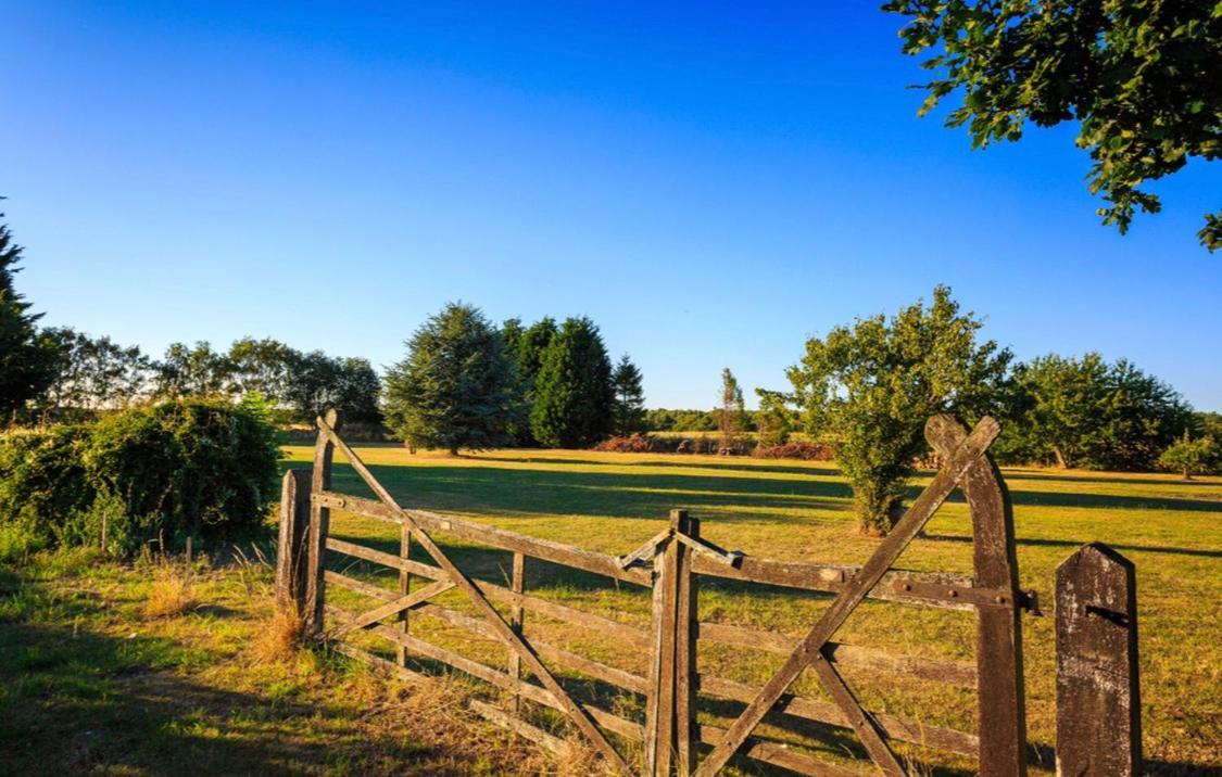Lincoln Holiday Retreat View With Private Hot Tub エクステリア 写真